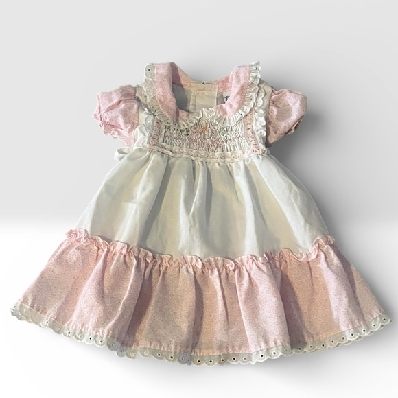 Polly Flinders Made in the USA smocked pink & white dress size 6-12 months - Picture 2 of 8